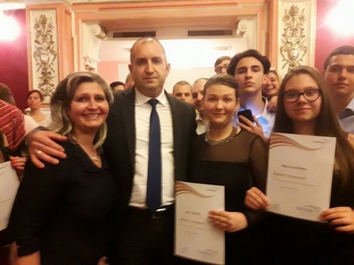 Президентът награди ученици от Оряхово