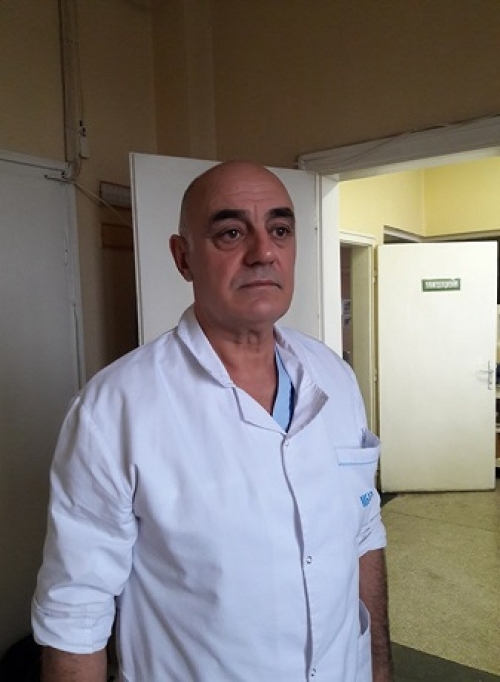 В модерна база и топли стаи посрещат родилките в Кнежа