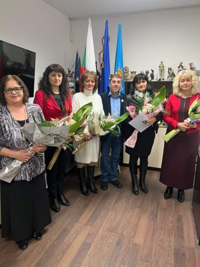 Дами-вдъхновителки със специални отличия в Оряхово