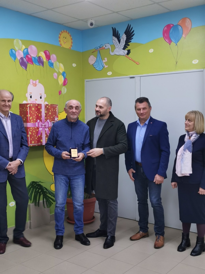 Специален плакет получи д-р Йордан Икономов