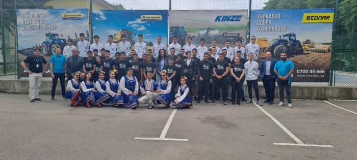 Фирма за земеделска техника с впечатляващо представяне в белослатинско училище