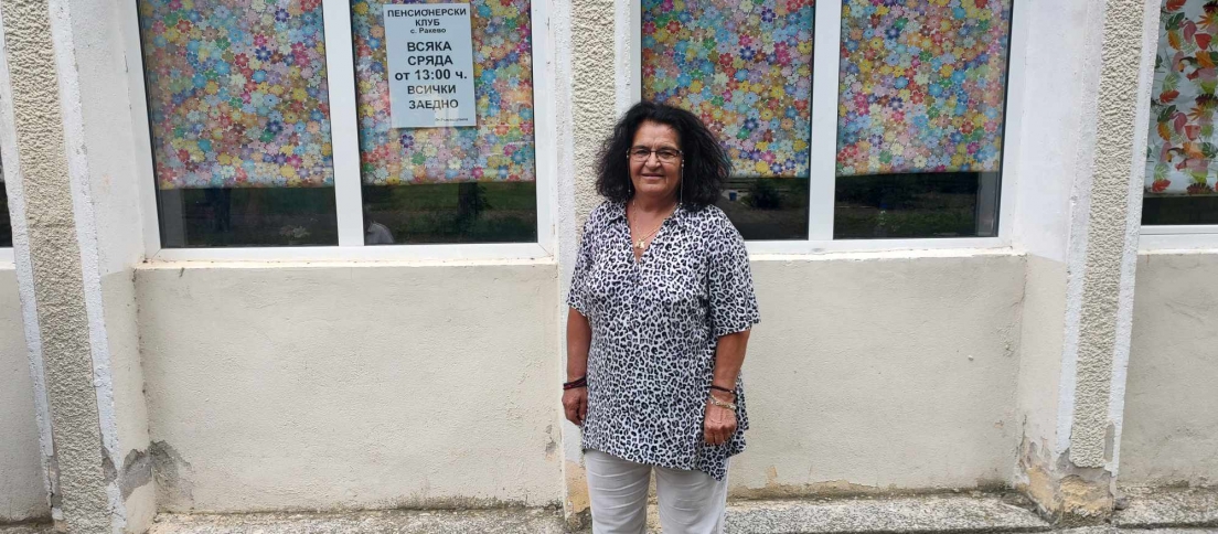Румяна Гълъбова е председателката на пенсионерския клуб в селото