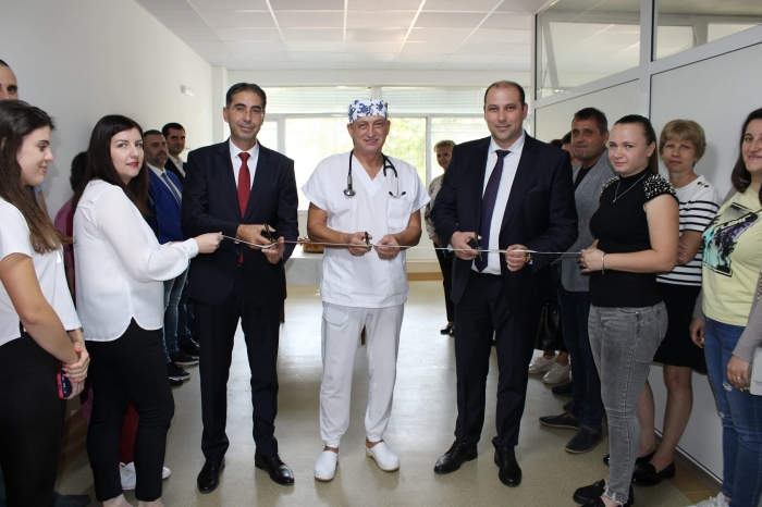 Кмет и депутат откриха модернизираната болница в Кнежа