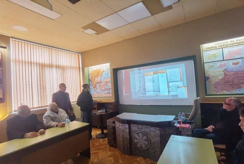 Скулптор, изкуствовед и краевед си спомнят за строителството на паметника на загиналите за национално освобождение в Монтана