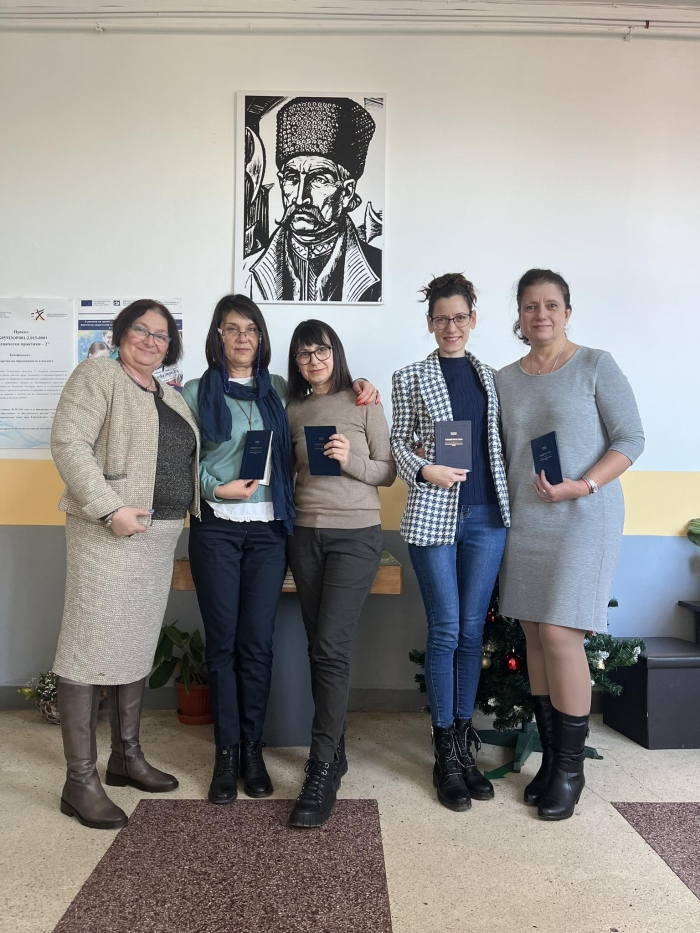 Учителите на ПГ Димитраки Хаджитошин не спират да се развиват