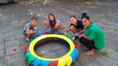 Хората активно се включват в облагородяването на селото