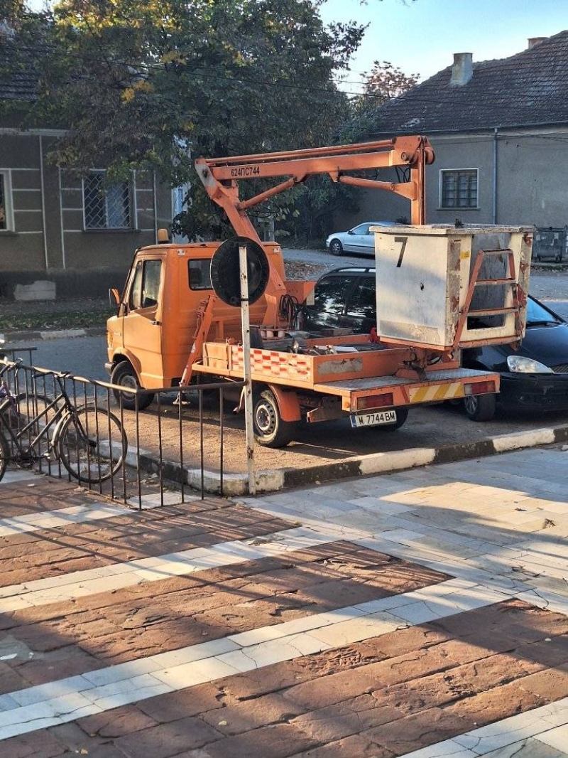 Над 800 нови лампи монтират в Софрониево