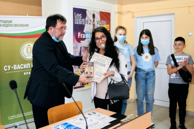 Множество награди за учениците от СУ „Васил Кънчов“