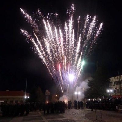 Жертвени огньове и ефектна заря за освобождението в Оряхово