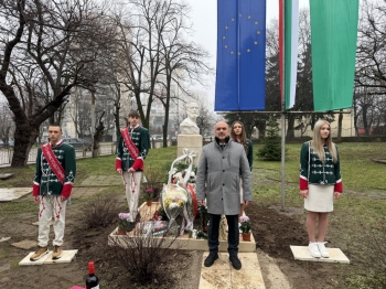 Събират средства за униформи на първия ученически гвардейски отряд във Враца