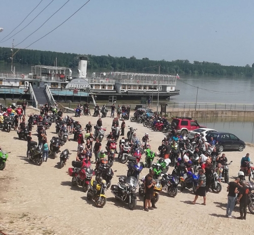 Рев на мотори огласи Козлодуй