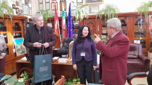 Академик Георги Марков посети СУ „Христо Ботев“