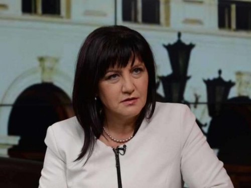 Цвета Караянчева изпраща походници в Козлодуй