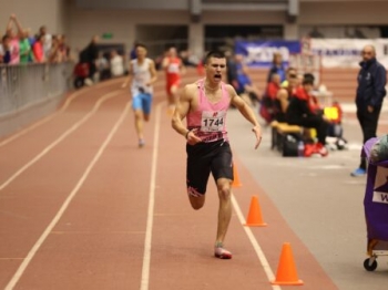 Васил Антонов с национален рекорд и най-добро постижение в света в зала