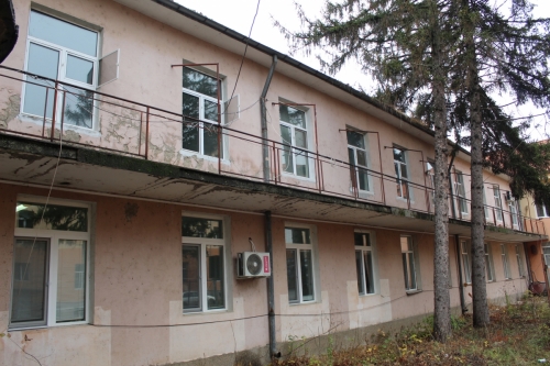Местят инфекциозното отделение на Белослатинската болница 