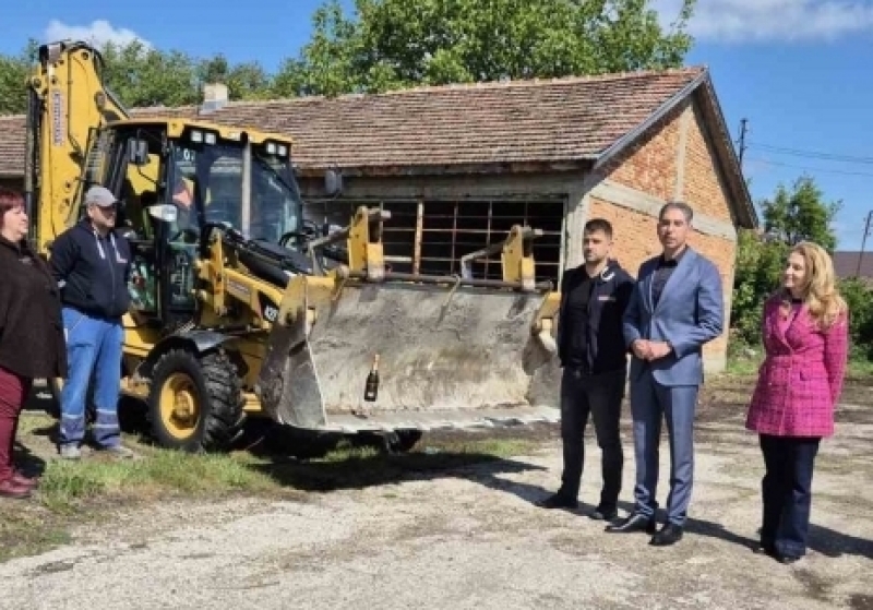 Обновяват с близо 2 милиона гимназията по земеделие в Кнежа