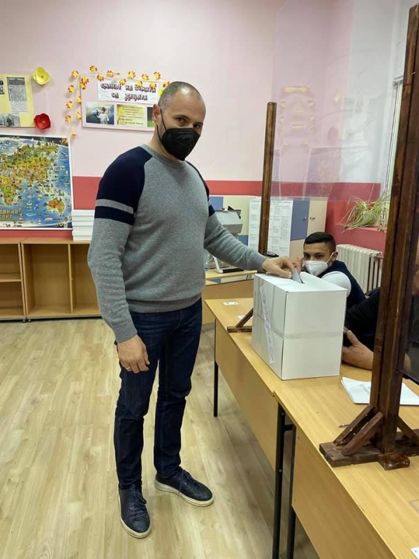 Красен Кръстев: Гласувах за стабилно управление и справяне със здравната криза