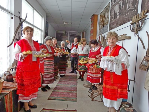 Ботунския край пази Великденските традиции /СНИМКИ/