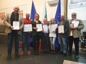 Прим дизайн Добрият пример: Коледни ангели пристигнаха в Криводол