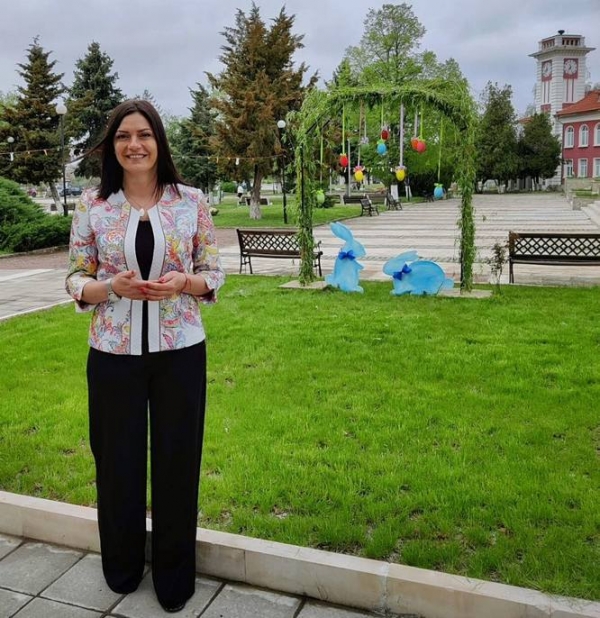 Честит Великден от кмета на Община Мизия Валя Берчева