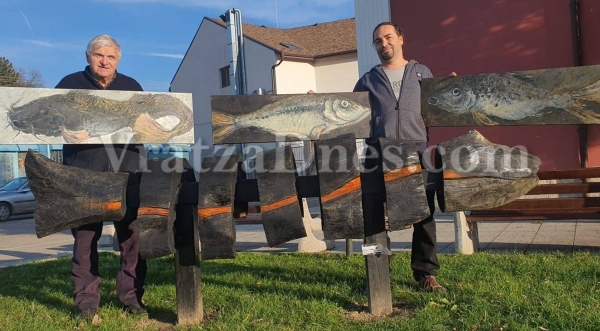 Художник открива изложба в новогодишната нощ