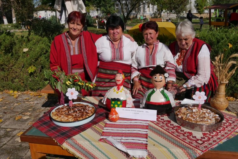 Новата кметица на Соколаре доведе читалището на фестивала в Крушовица