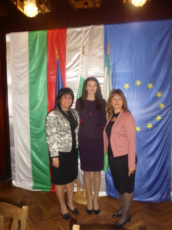 Веселка Борисова, Светлина Берова и Цветелина Късльовска са сред новите съветници