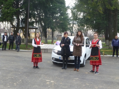Нов автомобил за аграрната гимназия в Бяла Слатина