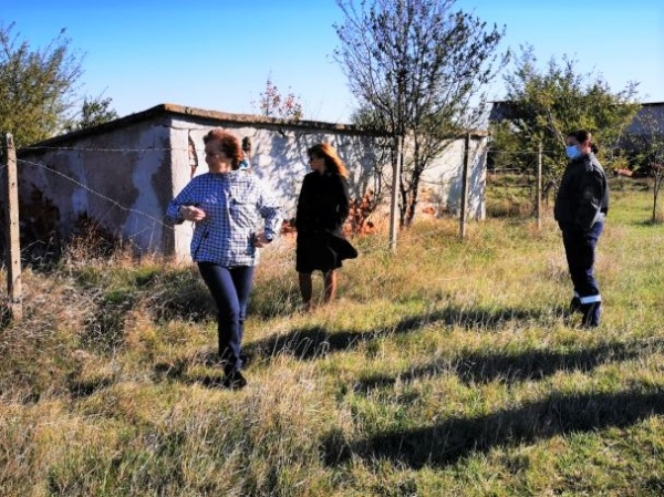 Обезвреждат опасни пестициди в Медковец