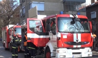 Пожар изпепели навес във Видин