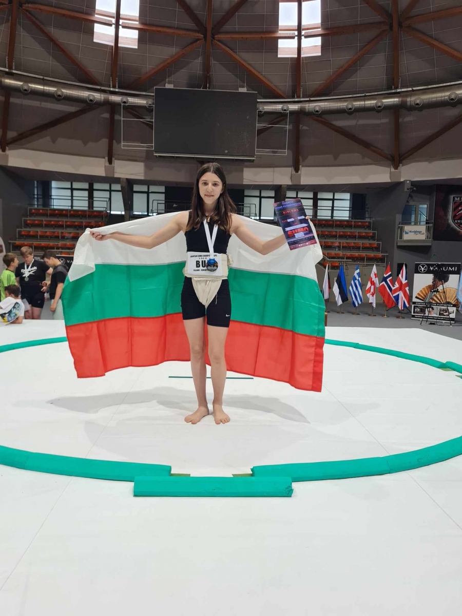 Бяла Слатина с европейски шампион по сумо