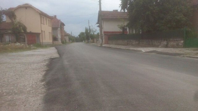 Ремонтираха улиците в три криводолски села