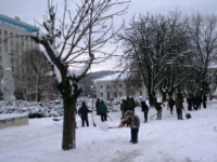 Зимната обстановка на територията на Община Мездра е спокойна
