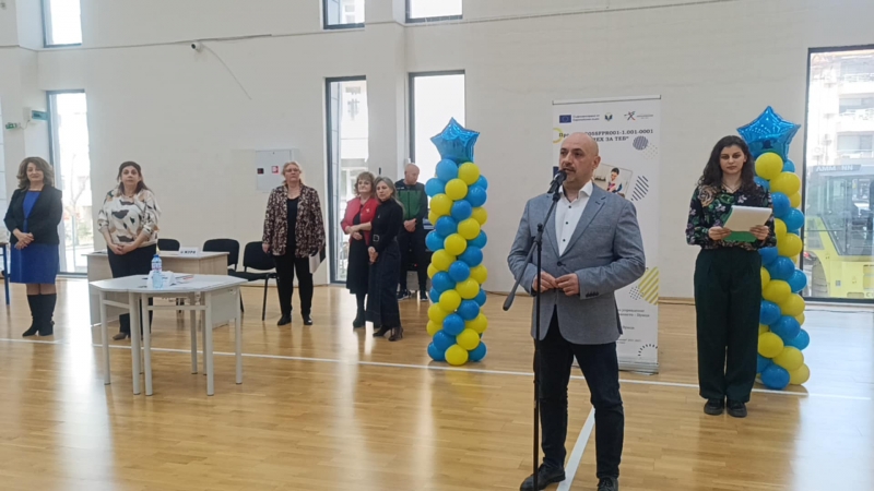 Ученици от 10 училища се представиха на образователен форум във Враца