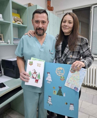 Ученици с празничен жест към пациенти и медици в КОЦ