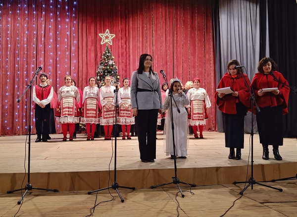 Светли и Благословени празници от Валя Берчева- кмет на община Мизия