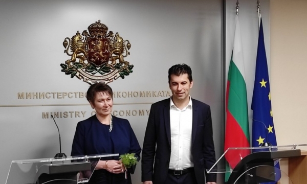 Кирил Петков и Асен Василев влизат в политиката