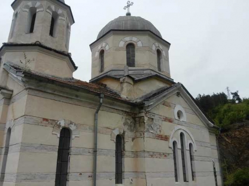 Църквата в Елисейна преди ремонта. 