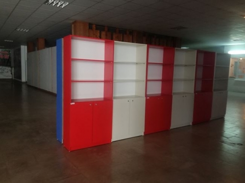 Оборудват училища с нови шкафове