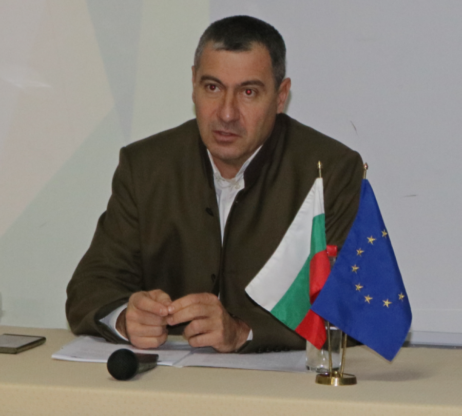 инж. Веселин Нинов: С проекти модернизираме техниката, а със стипендиантски програми ще привличаме млади кадри в стопанствата