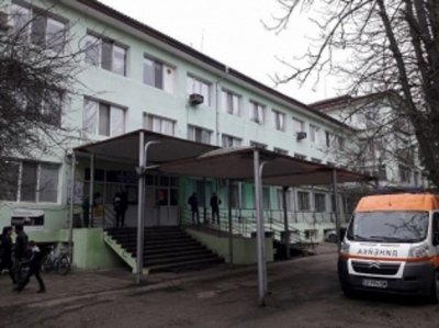 Вдигнаха заплатите на работещите в МБАЛ-Кнежа