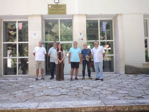 Ректора на художествената академия посрещнаха в Кунино