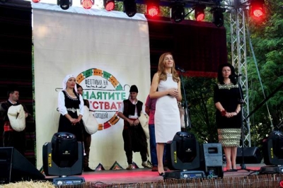 Министър откри фестивал на изкуствата
