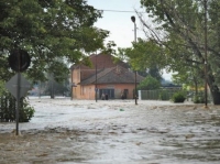 Мизия тегли кредит за щети от наводнението