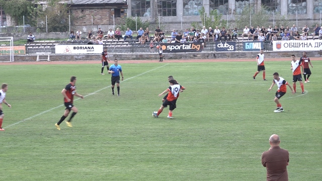 Локо /Мездра/ разби Дряново с 2:1