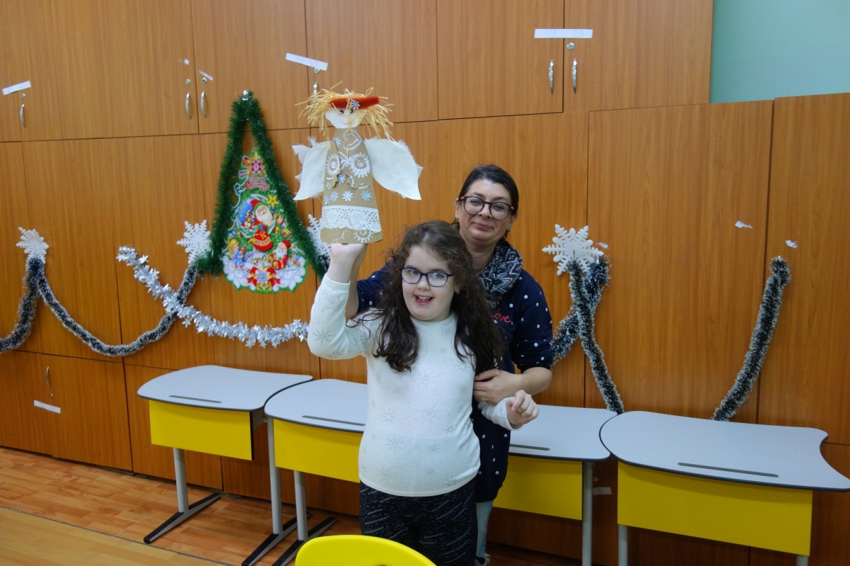 Ученици създадоха рошави ангели