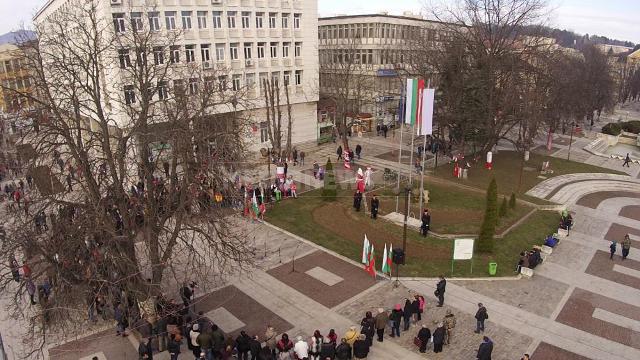 Тържествено отбелязват 3 март в Мездра