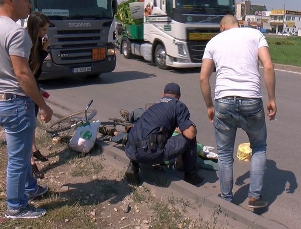 Пометоха велосипедист