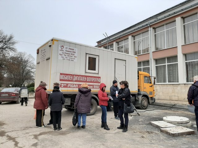 Медик преглежда безплатно в Мизия