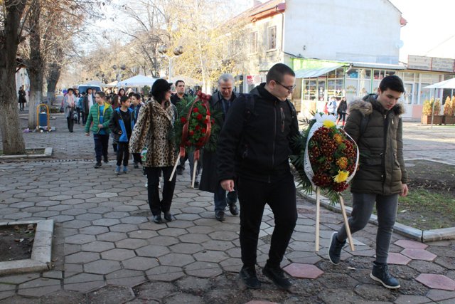 Паметно шествие премина през Бяла Слатина